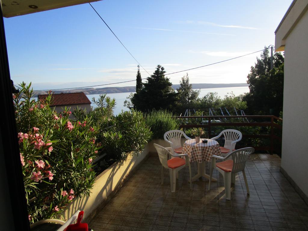 Beachfront House Nada - Happy Rentals Карлобаг Экстерьер фото
